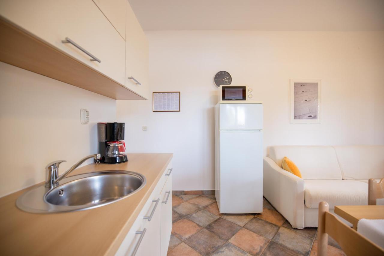 Leon Apartment